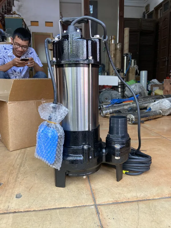 Chọn công suất, cột áp bơm chìm Perotac cho ao nuôi thủy sản